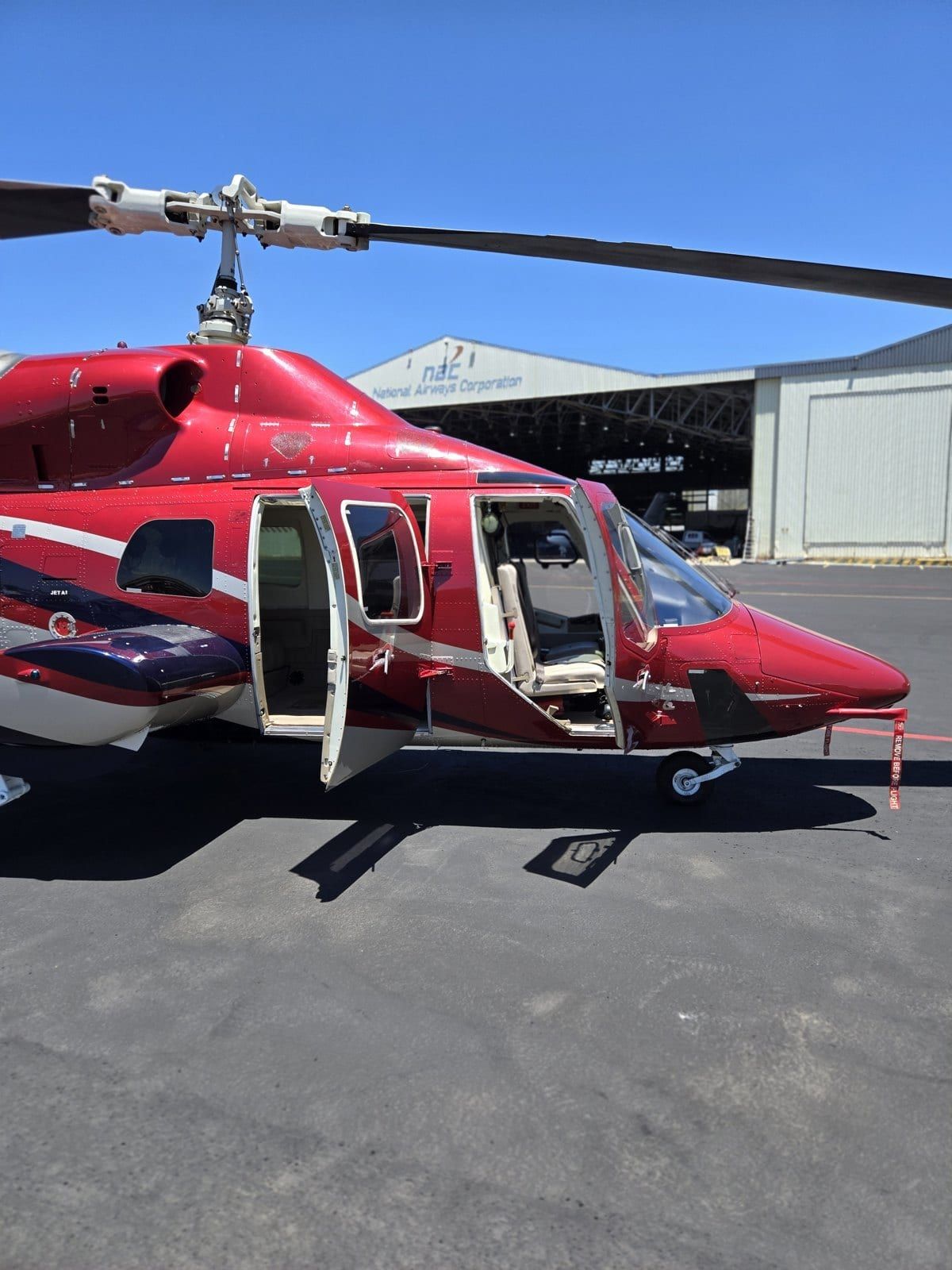 1992 Bell 230: Crew and cabin doors