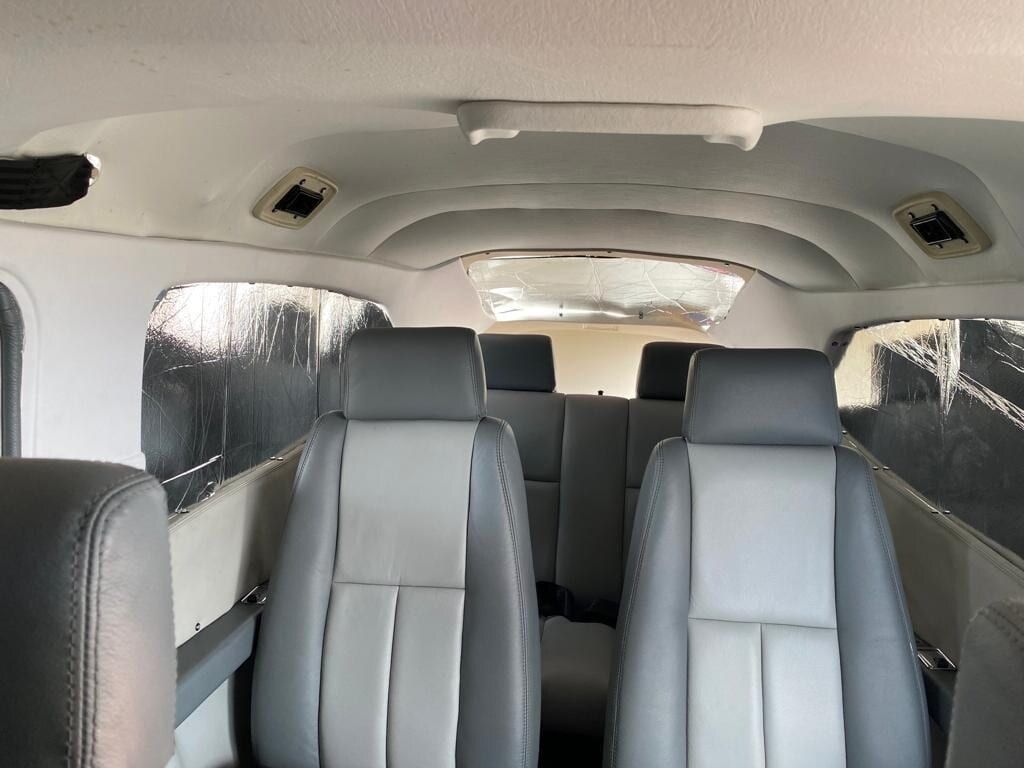 1982 Cessna T210N Centurion II: Cabin looking aft