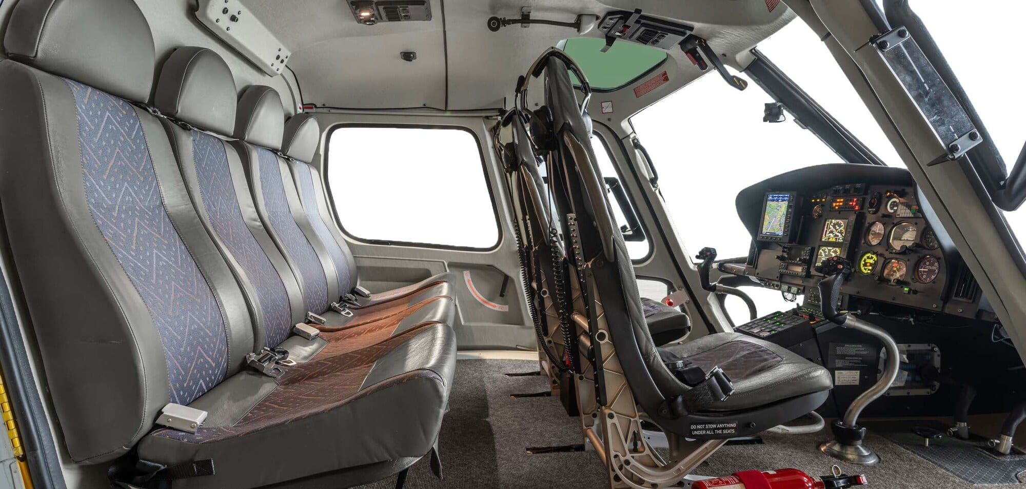 2008 Eurocopter AS350B3+: Cabin and flight deck