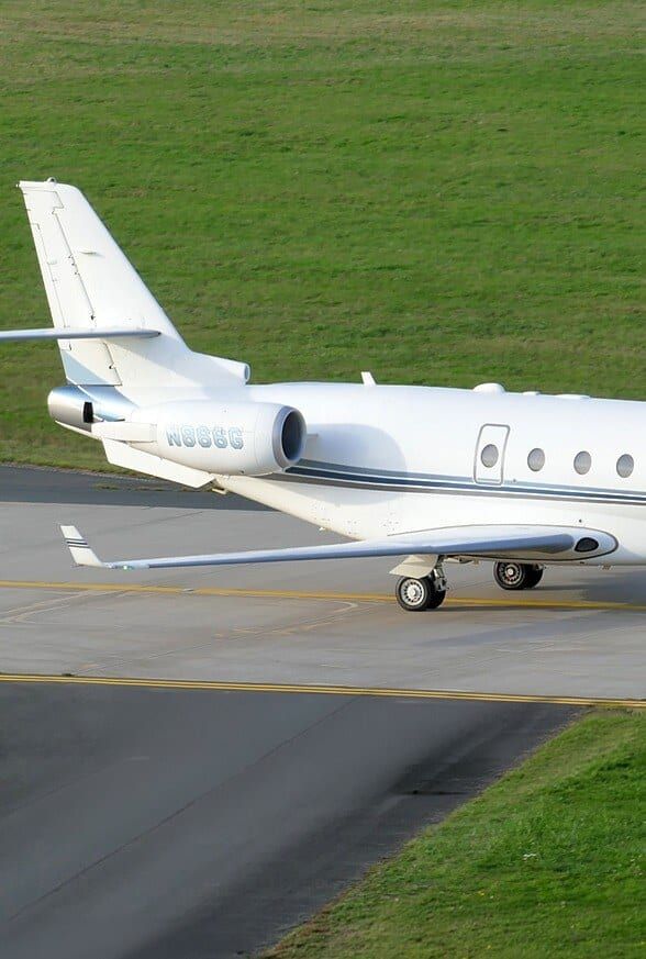2000 Gulfstream G200: Rear quarter